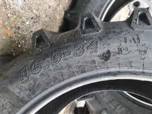 Anvelope 16.9-34 MRL 14 pliuri cauciucuri noi tractor FIAT spate — miniatura 9