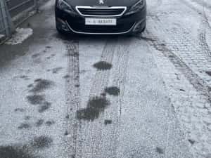 Peugeot 308 1.2 130cp — miniatura 2