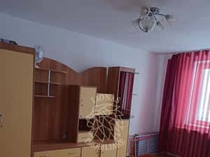Apartament compartimentat cu 2 garsoniere-parter-Zona Policlinica — miniatura 1