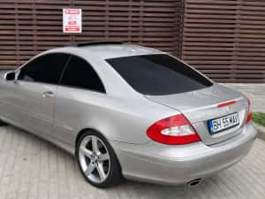 Mercedes clk 220 cdi diesel  2008 facelift 2.2 150cp euro 4 trapa 2x climatronic functonal — miniatura 4