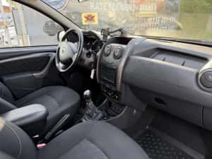 Dacia Duster Laureate 2016 1.5DCi Euro 6 — miniatura 8