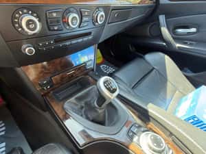 BMW 520 Diesel 2.0 2009 Manuala — miniatura 6