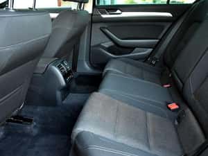 Volkswagen Passat ver-2-0-tdi-scr-dsg-comfortline – Sedan diesel — miniatura 7