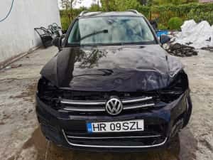 Dezmembrez volkswagen Touareg 7P 3.0 CASA/toareg 7P/bara fata/capota — miniatura 7