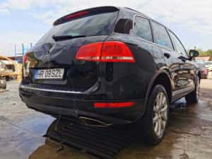 Dezmembrez volkswagen Touareg 7P 3.0 CASA/toareg 7P/bara fata/capota — miniatura 9