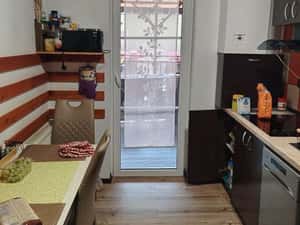 Vind apartament 2 camere zona bul.muncii,zona case — miniatura 2
