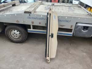 Rulou Portbagaj Cu Plasa Bmw E61 Seria5 din 2005 — miniatura 1