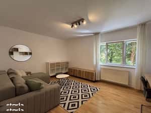 Apartament la cheie cu 2 camere, 53 mp, decomandat, etaj intermediar, — miniatura 3