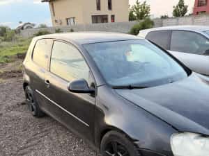 Dezmembrez dezmembrari vw golf 5 1.6 MPI motor BGU cutie manuala 5 trepte — miniatura 2