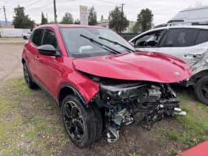 Alfa Romeo Junior avariat 01.2026 doar 1450km 1,2 hybrid TVA inclus — miniatura 4