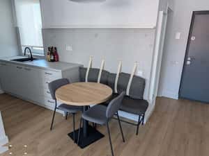 Proprietar inchiriez apartament tip studio  in zona strazii Caracal — miniatura 3