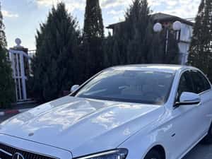 Vând mașina personală bine întreținută — miniatura 1