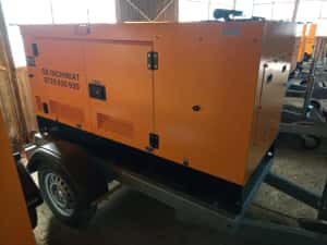 Inchiriez generatoare 3 KW-150KW | Grup electrogen de inchiriat — miniatura 6
