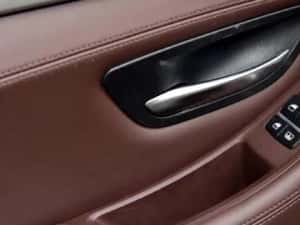 Manere interior fata usa Bmw Seria 5 F10 F11 negru maro crem bej brown — miniatura 3