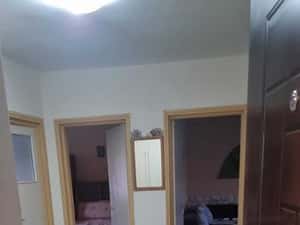 Apartament decomandat de închiriat