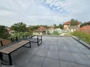 Penthouse in imobil boutique, cu lift privat si terase generoase — miniatura 1