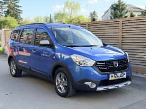 Dacia Lodgy Stepway 1.5 Diesel 115cp 117.000 Km An Fabricatie 2019 7 Locuri — miniatura 2