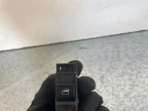 Buton geam pasager BMW Seria 3 2001 318ti MT (143 hp) — miniatura 6