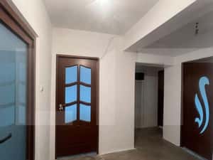 Apartament 3 camere — Zona Centrala Bulevardul Mihai Eminescu — miniatura 2