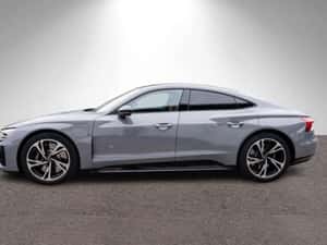 Audi e-tron GT, 15.800 km, 476 cp