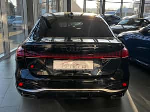 Audi A5 Berlină, 5.200 km, 2024 - Second Hand — miniatura 4