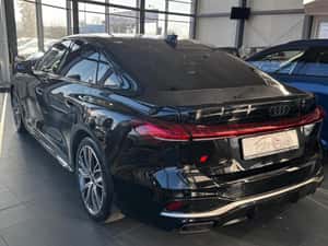 Audi A5 Berlină, 5.200 km, 2024 - Second Hand — miniatura 5