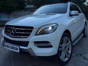 MERCEDES BENZ - SPECIAL • EDITION- ML 350 CDI - AMG • LINE — miniatura 3