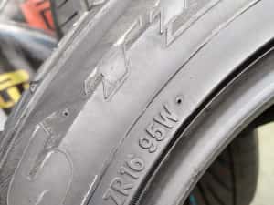 235.50.16 zr16 Toyo — miniatura 6