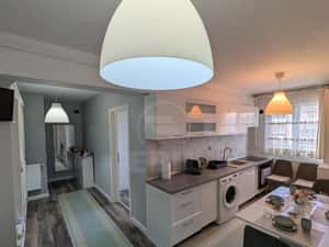 Apartament 3 camere, mobilat complet, zona Eroilor, Floresti