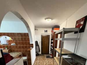 De vanzare de 3 camere din 85 strada Mărgeanului cu Alexandriei Centrala Termica — miniatura 8