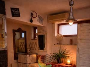 Apartament de inchiriat Stil Autentic - Centrala Termica si Curte — miniatura 6