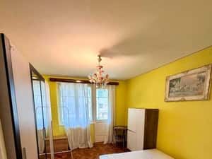 Inchiriez apartament 2 camere ultracentral — miniatura 5