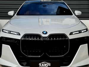 BMW 740d xDrive M Sport Package – Executive Lounge — miniatura 5
