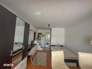 DIRECT PROPRIETAR: Garsonieră 22 mp + boxă | Vedere la lac — miniatura 5