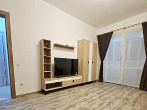 Apartament 2 camere 60 mp, centrala proprie, decomandat, langa Metrou — miniatura 3