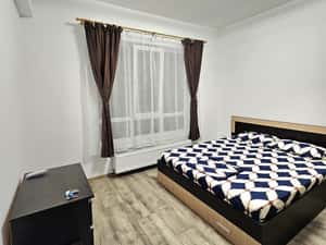 Apartament 2 camere 60 mp, centrala proprie, decomandat, langa Metrou — miniatura 4