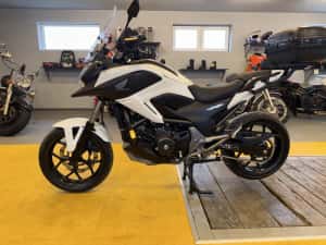 Honda NC 750X  2014 — miniatura 4
