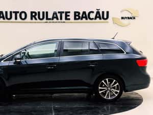 Toyota Avensis 1.8 Benzină Automată 147 CP 2012 — miniatura 4