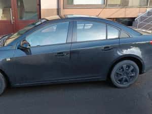Chevrolet Cruze 1.6 benzină – Stare excelentă — miniatura 2