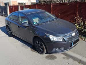 Chevrolet Cruze 1.6 benzină – Stare excelentă — miniatura 3