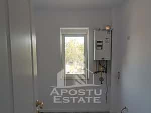 Apartament cu 2 camere loc de parcare inclus 8 minute de tm. — miniatura 8