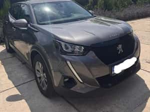 Peugeot 2008 Automată 130 HP Benzină — miniatura 2