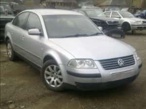 Luneta geam stânga dreapta fata spate vw passat b5.5 berlina 1.9tdi — miniatura 4