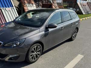 PEUGEOT 308 1.2 PureTech Turbo S&S Allure — miniatura 3
