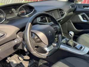 PEUGEOT 308 1.2 PureTech Turbo S&S Allure — miniatura 6