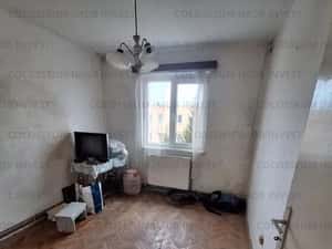 Apartament de renovat, 2 camere, centrala terminca,termopane, Florilor — miniatura 4