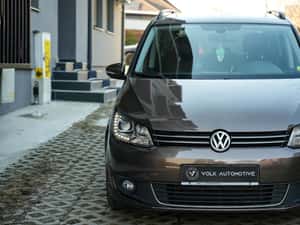 Volkswagen Touran Manuală 140 HP Diesel — miniatura 3