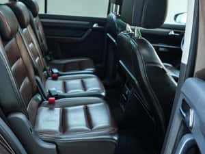 Volkswagen Touran Manuală 140 HP Diesel — miniatura 7