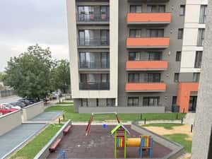 Proprietar ofer spre inchiriere ap. cu 2 camere — miniatura 2