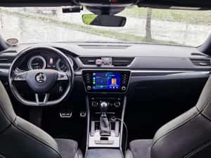 Skoda Superb Combi 2.0 TDI SportLine 2019 — miniatura 6